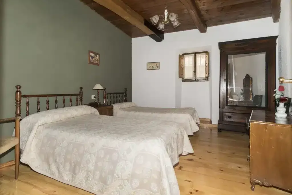 Los Pinos de Babia - Foto 1