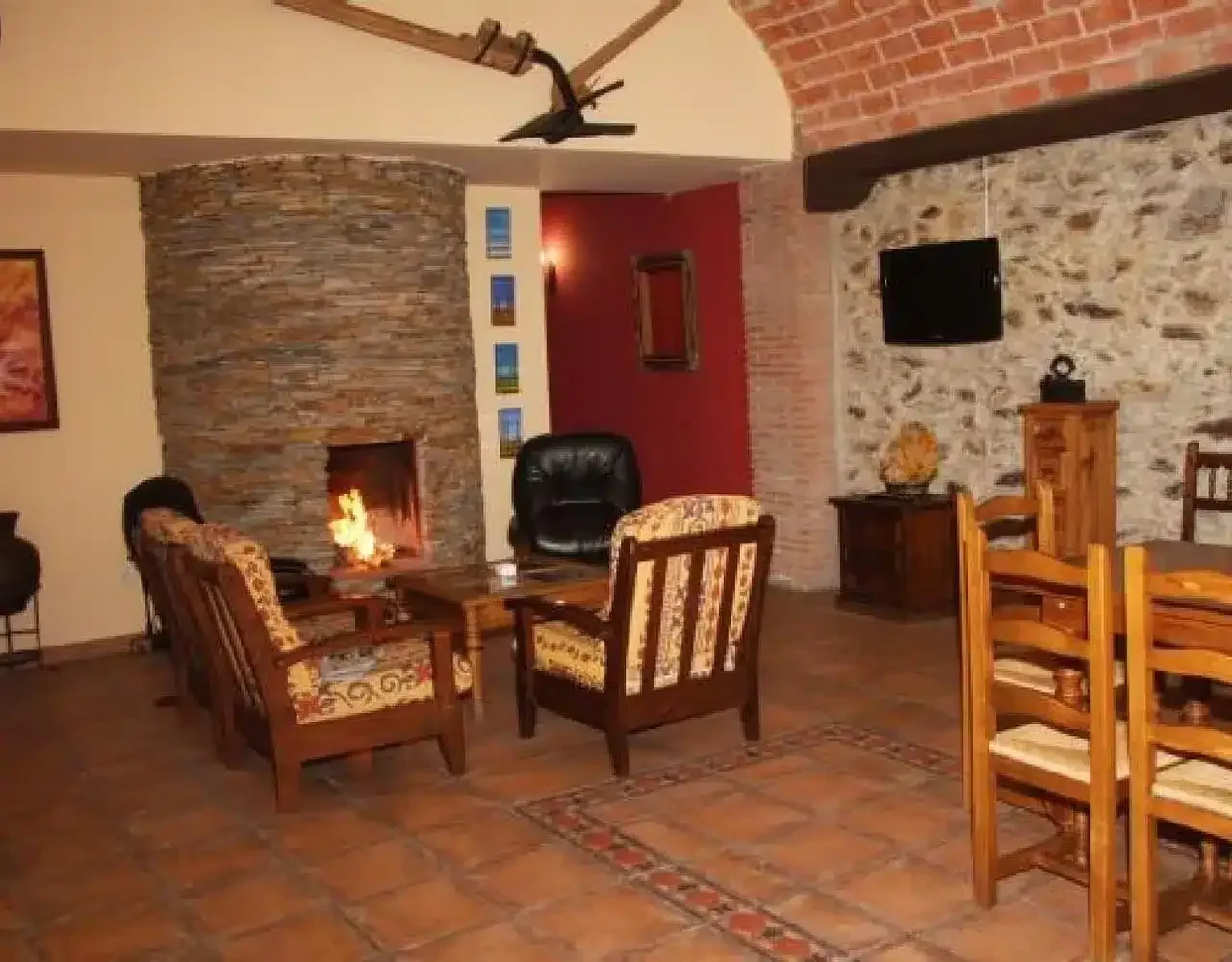 Rincón del Águeda y Casa Víctor - Foto 3