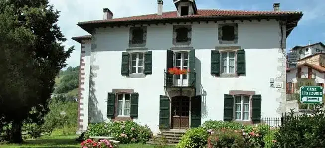 Etxezuría - Foto 1