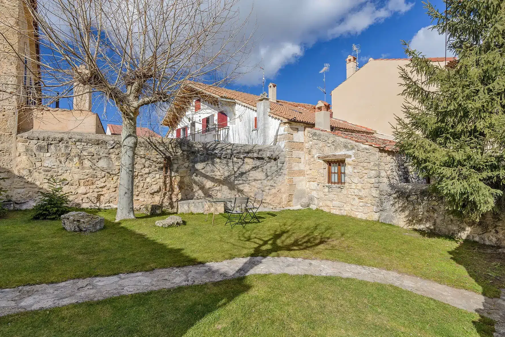 La Cija y La Tena de Casla - Foto 1