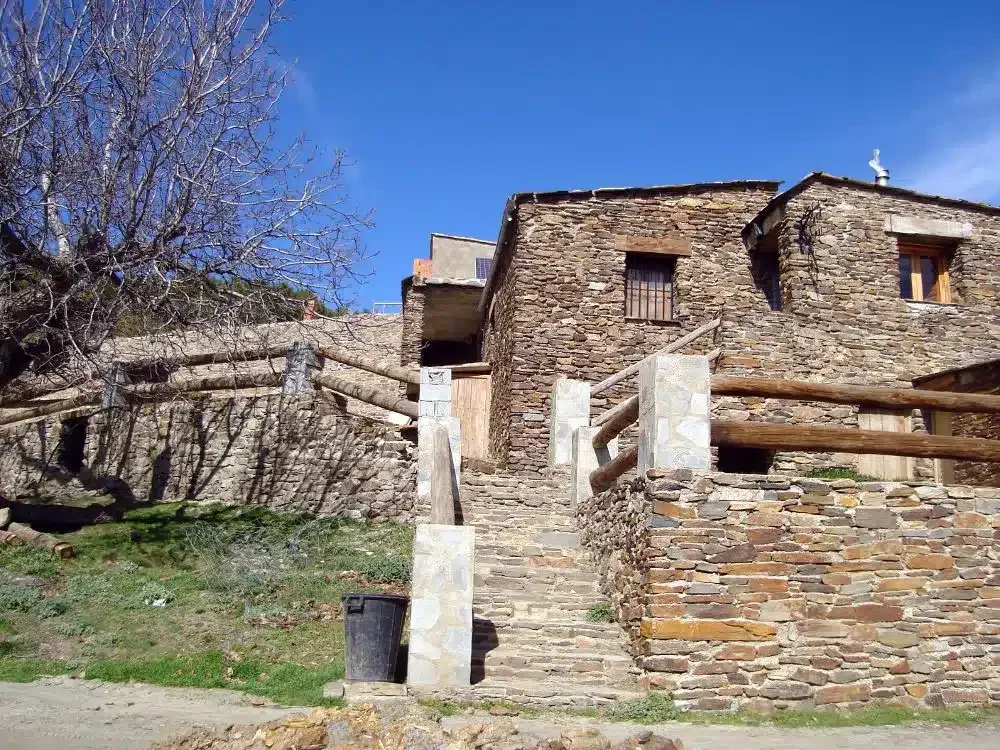 Cortijos Lorenzo y Puntal Reondo - Foto 1
