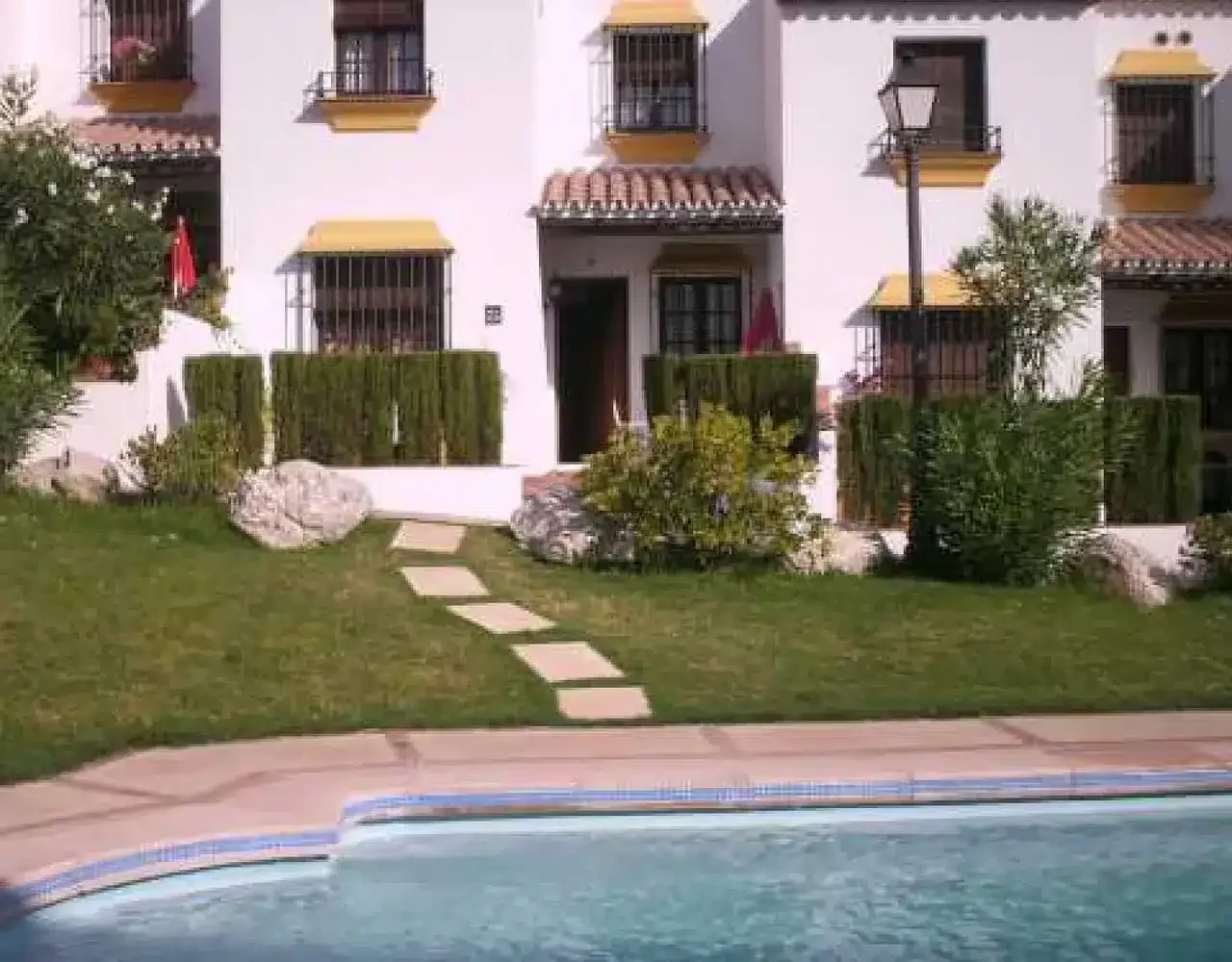 Los Rosales - Foto 1