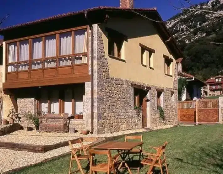Casas de El Mazo - Foto 1