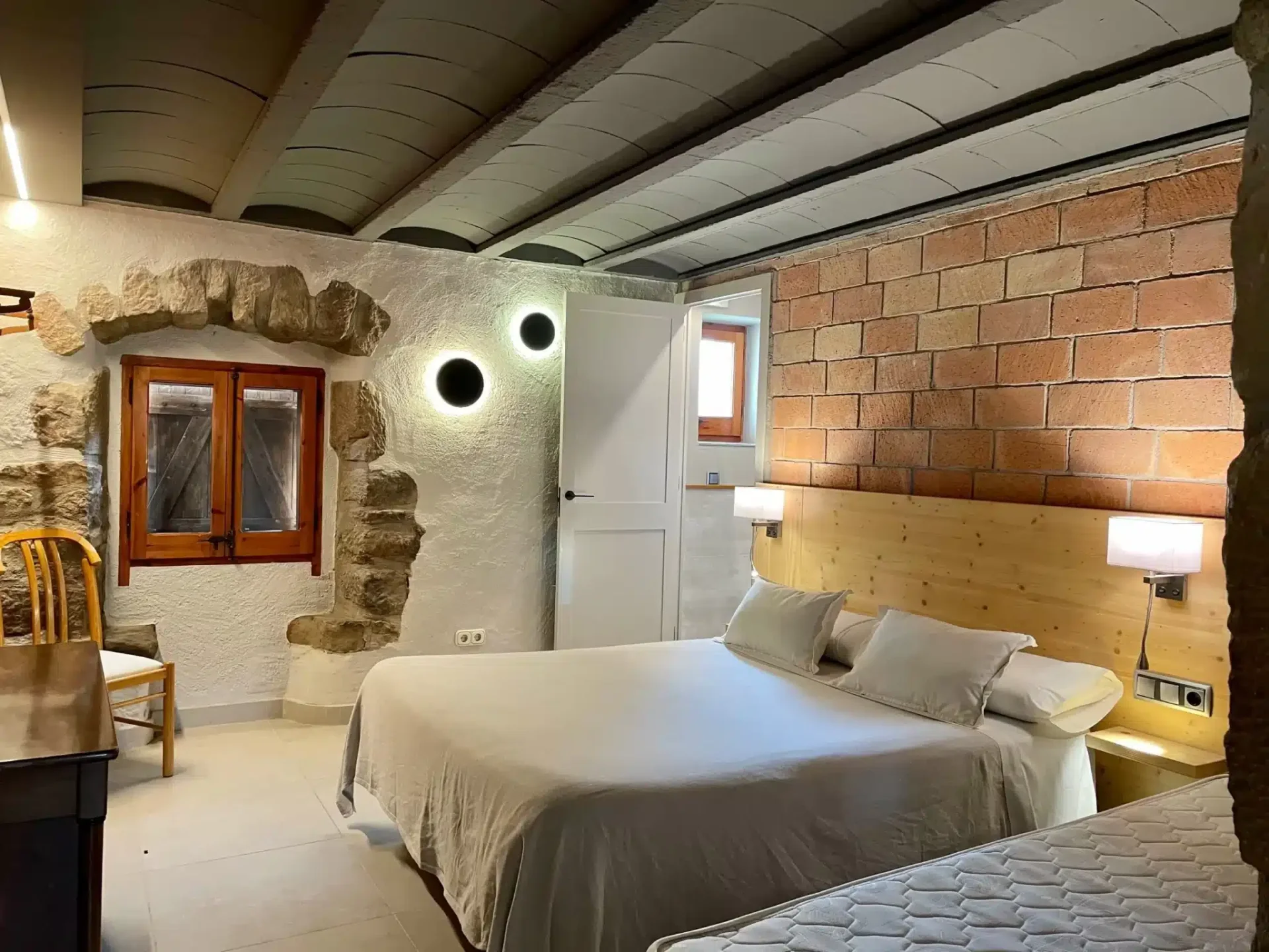 Camí Ral- ALOJAMIENTOS CASA LLADO - Foto 2