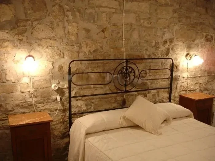 Cal Raich - Foto 1