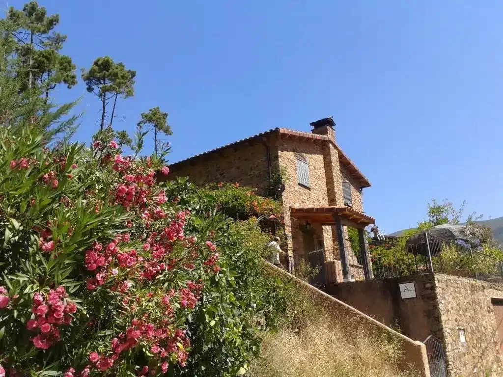 La Alquería de Hurdes - Foto 1