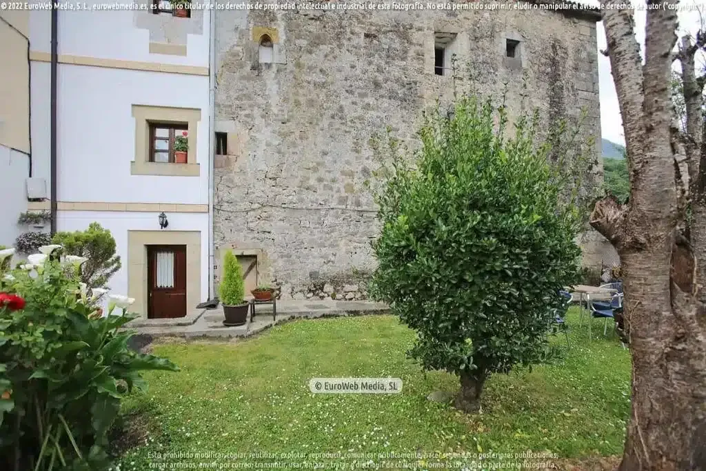 El Torrejón - Foto 1