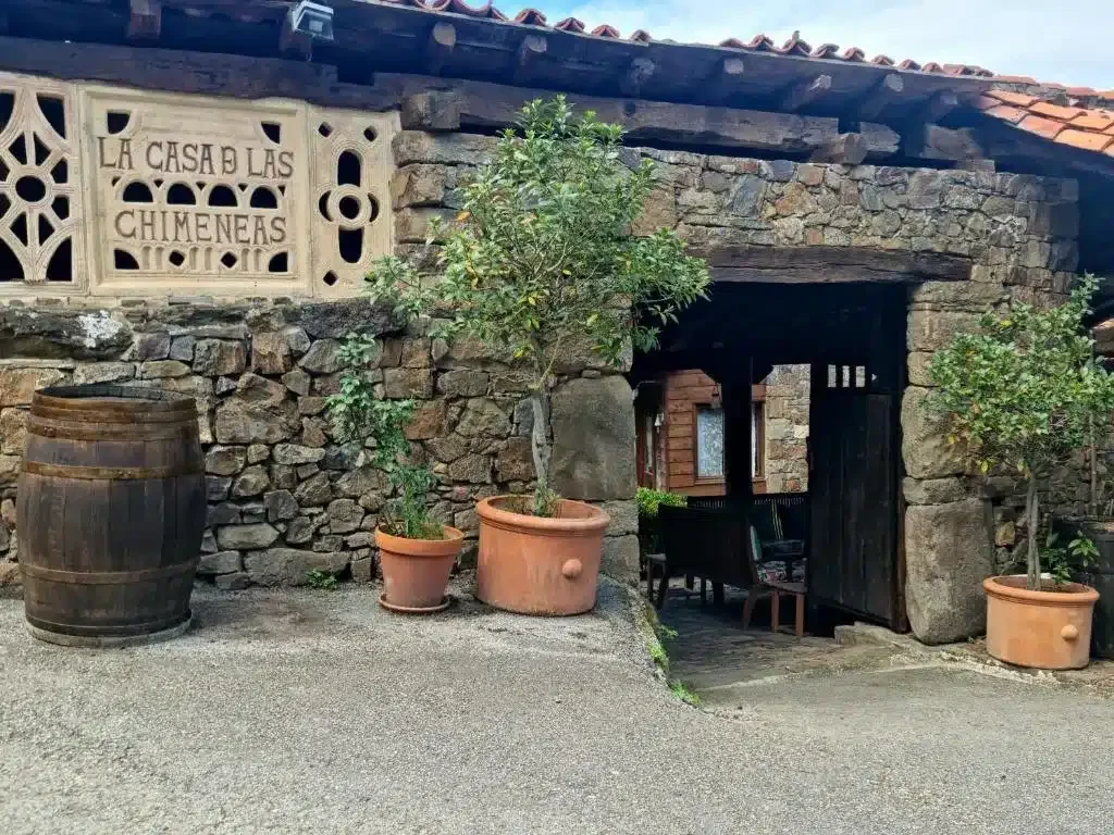 La Casa de las Chimeneas - Foto 1