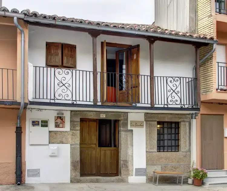 Las Peruchas - Foto 1