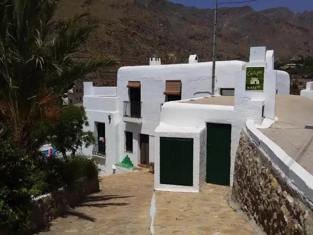 Cortijos Manzano - Foto 1