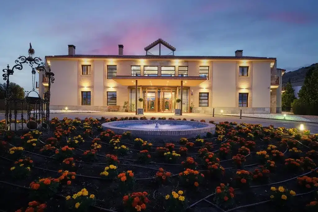 HOTEL VILLA NAZULES - Foto 1