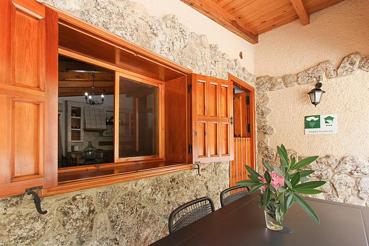 Casita De Piedra Batan Río Tus Nº4 (2 pax) - Foto 1