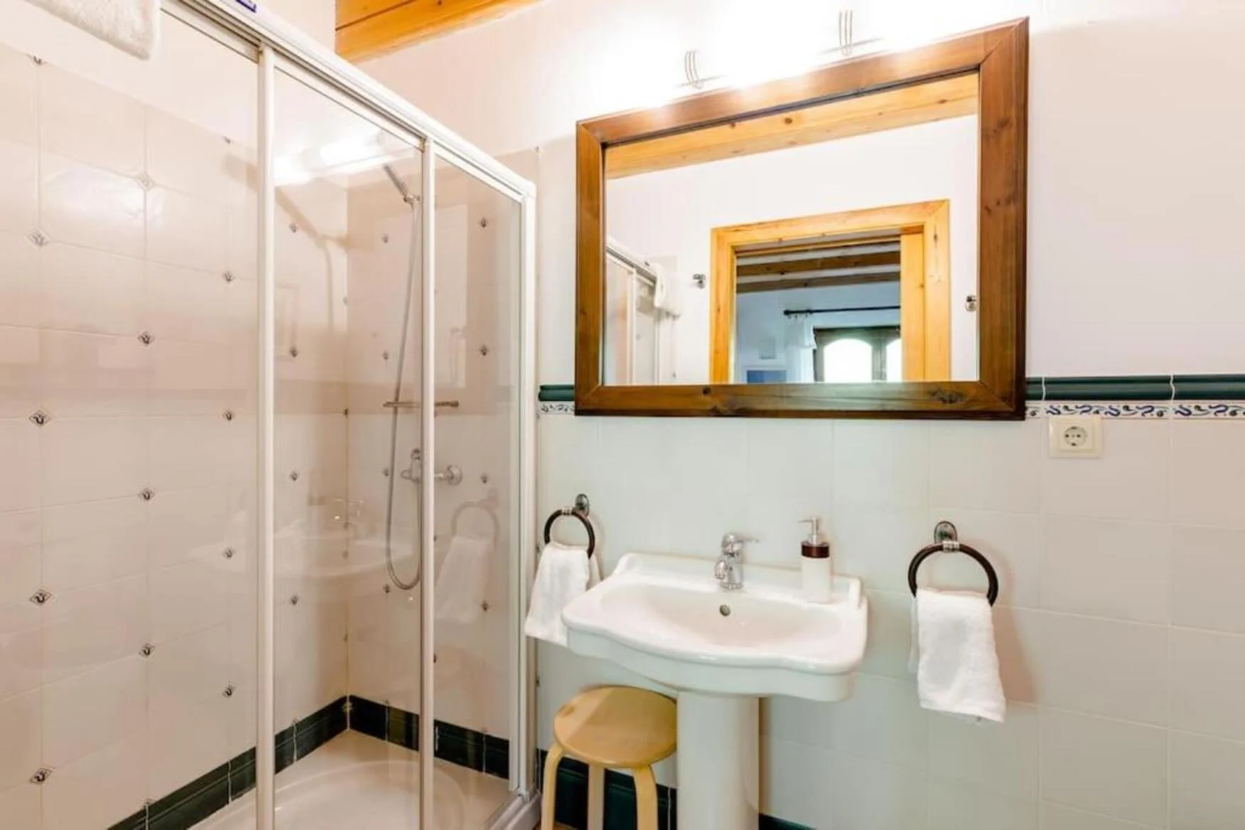 Casa Tadeguaz : Primavera, Habitación de matrimonio en la Montaña - Foto 5
