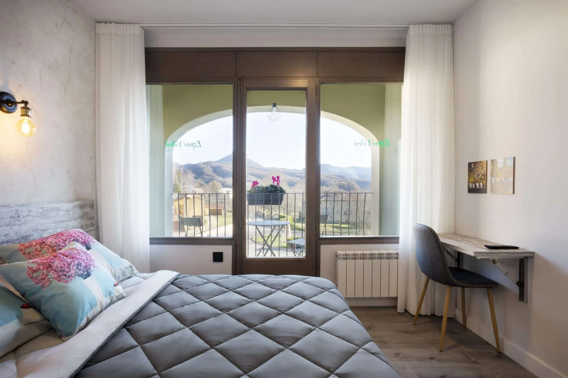 Habitación doble con balcón Espai Vidrà - Foto 1