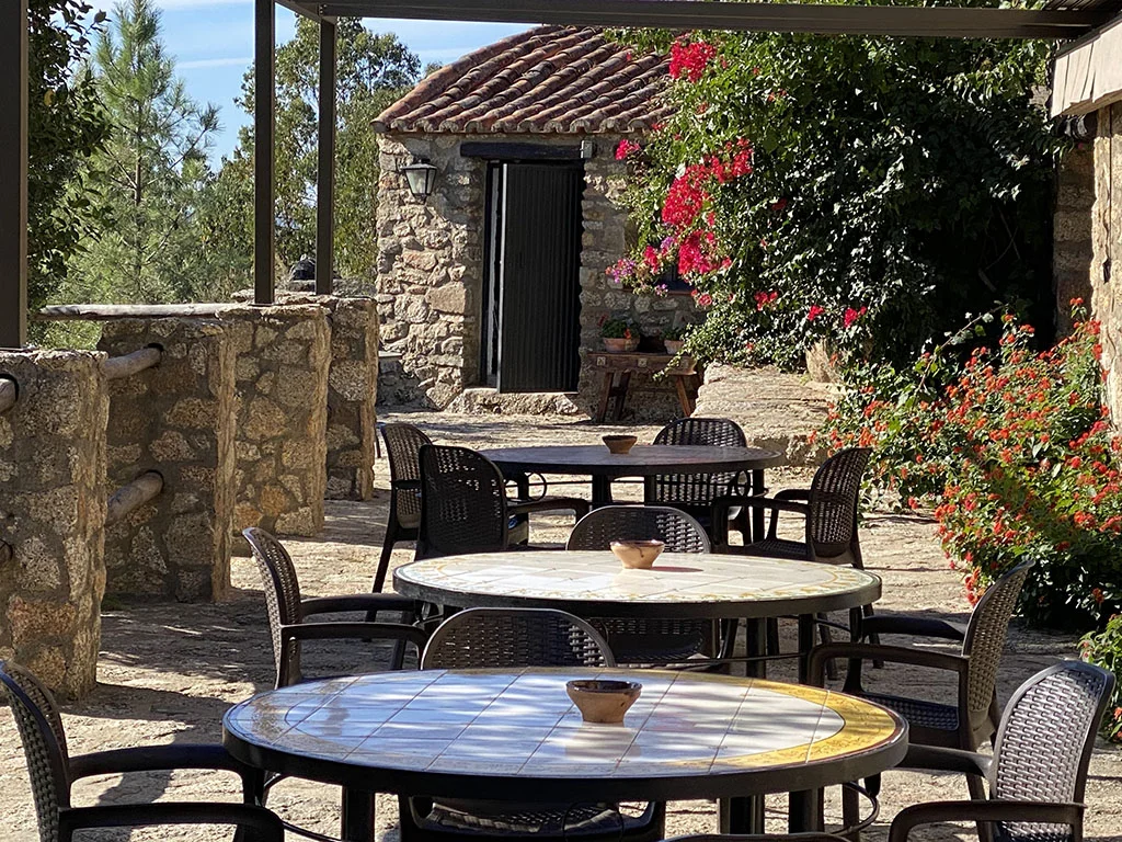 Villa aislada con Piscina privada, terraza, jardín y barbacoa - Foto 5