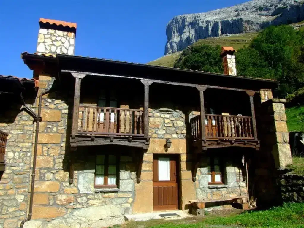 Las Casucas de Asón - Foto 1