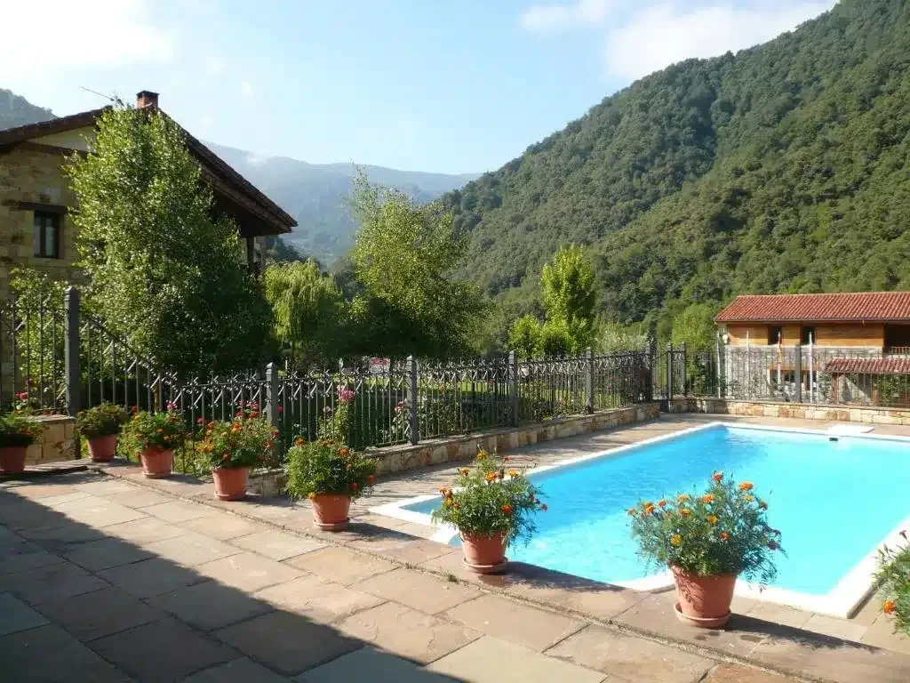 El Hoyal - Foto 1