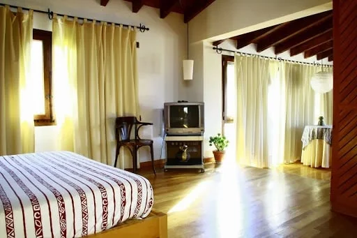 Posada de Tollo - Foto 2