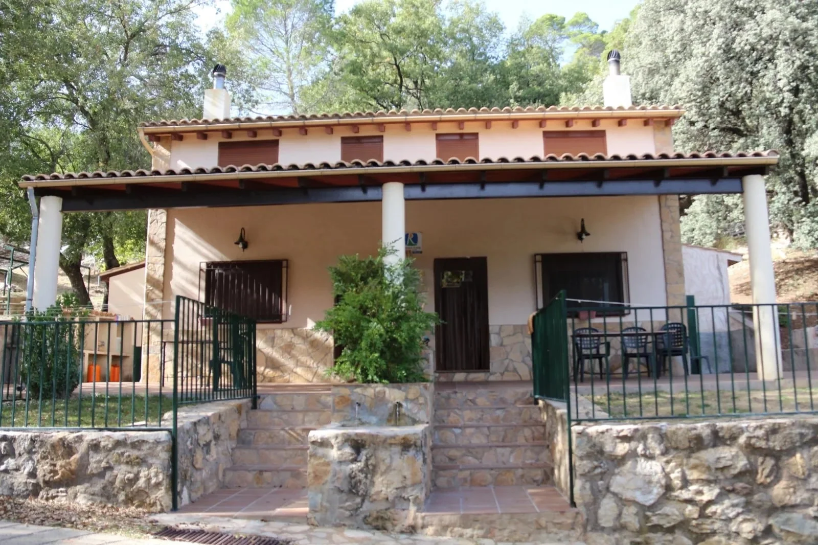 Fuente del Roble y La Encina Rural - Foto 3