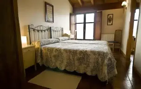 El Mesón - Foto 1