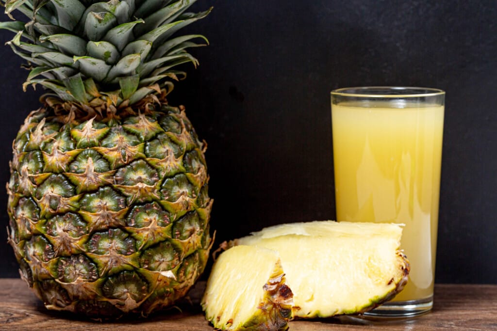Piña para combatir el calor del verano haciendo turismo rural