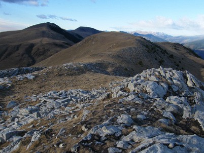 El límite de los tres obispados