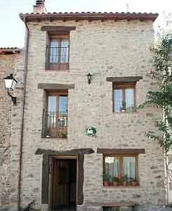 Casa Uyarra situado en 12412 en la provincia de 27 plazas 12 desde 20.75€ persona/noche