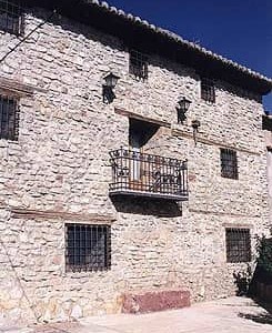 La Abuela de Vicente situado en 14962 en la provincia de 45 plazas 12 desde 16.67€ persona/noche