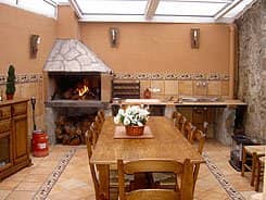 Casa Viriato situado en 15162 en la provincia de 46 plazas 16 desde 30.00€ persona/noche