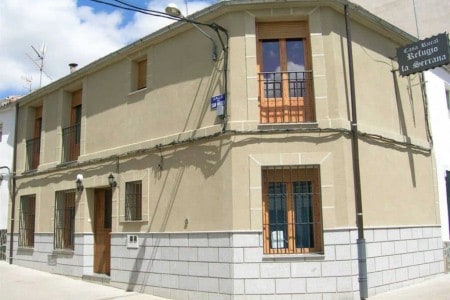 Refugio La Serrana situado en 10002 en la provincia de 11 plazas 12 desde 19.44€ persona/noche