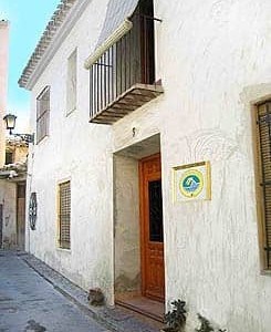 Casa de Periquín situado en 12860 en la provincia de 31 plazas 7 desde 12.86€ persona/noche