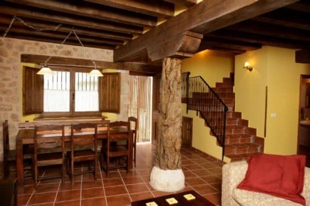 Casa Rural Hacendera situado en 14151 en la provincia de 41 plazas 26 desde 27.27€ persona/noche