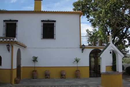 Alojamiento Rural La Mocatea situado en 11027 en la provincia de 19 plazas 10 desde 25.00€ persona/noche